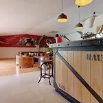 香槟多迈纳撒克里特住宿加早餐旅馆 4* 雅香槟
