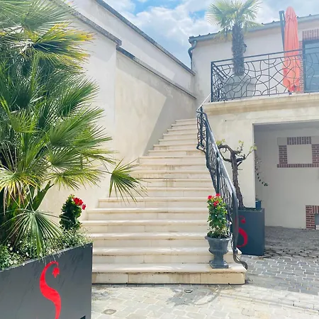 Bed & Breakfast Champagne Domaine Sacret - Ay 4*