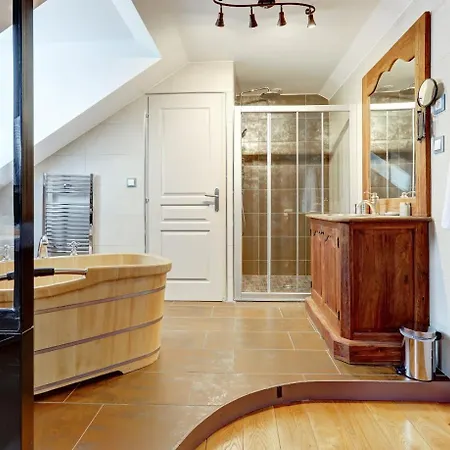 Champagne Domaine Sacret - Ay Bed & Breakfast
