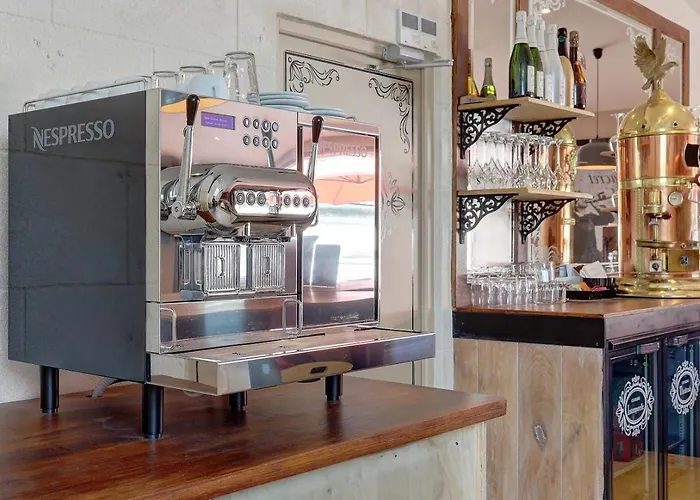 Champagne Domaine Sacret - Ay Bed & Breakfast Ay-Champagne