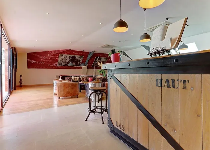 Champagne Domaine Sacret - Ay 4* Ay-Champagne