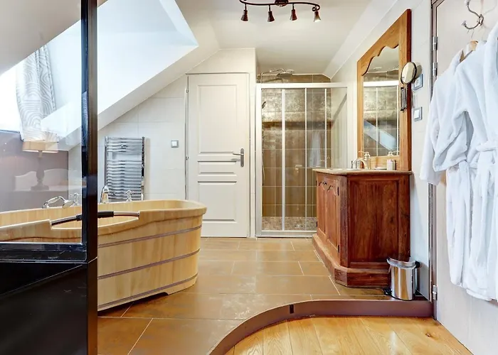 Champagne Domaine Sacret - Ay Bed & Breakfast