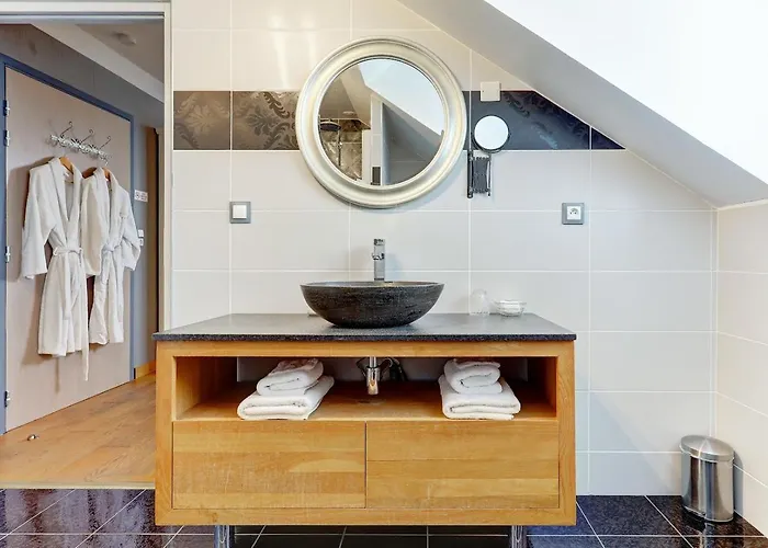 Champagne Domaine Sacret - Ay 4*