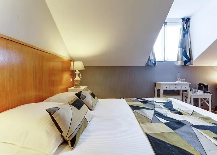 Champagne Domaine Sacret - Ay 4* Ay-Champagne