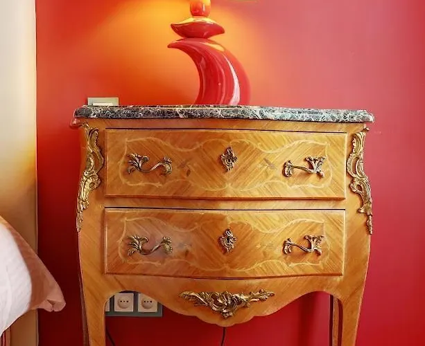 Champagne Domaine Sacret - Ay Bed & Breakfast